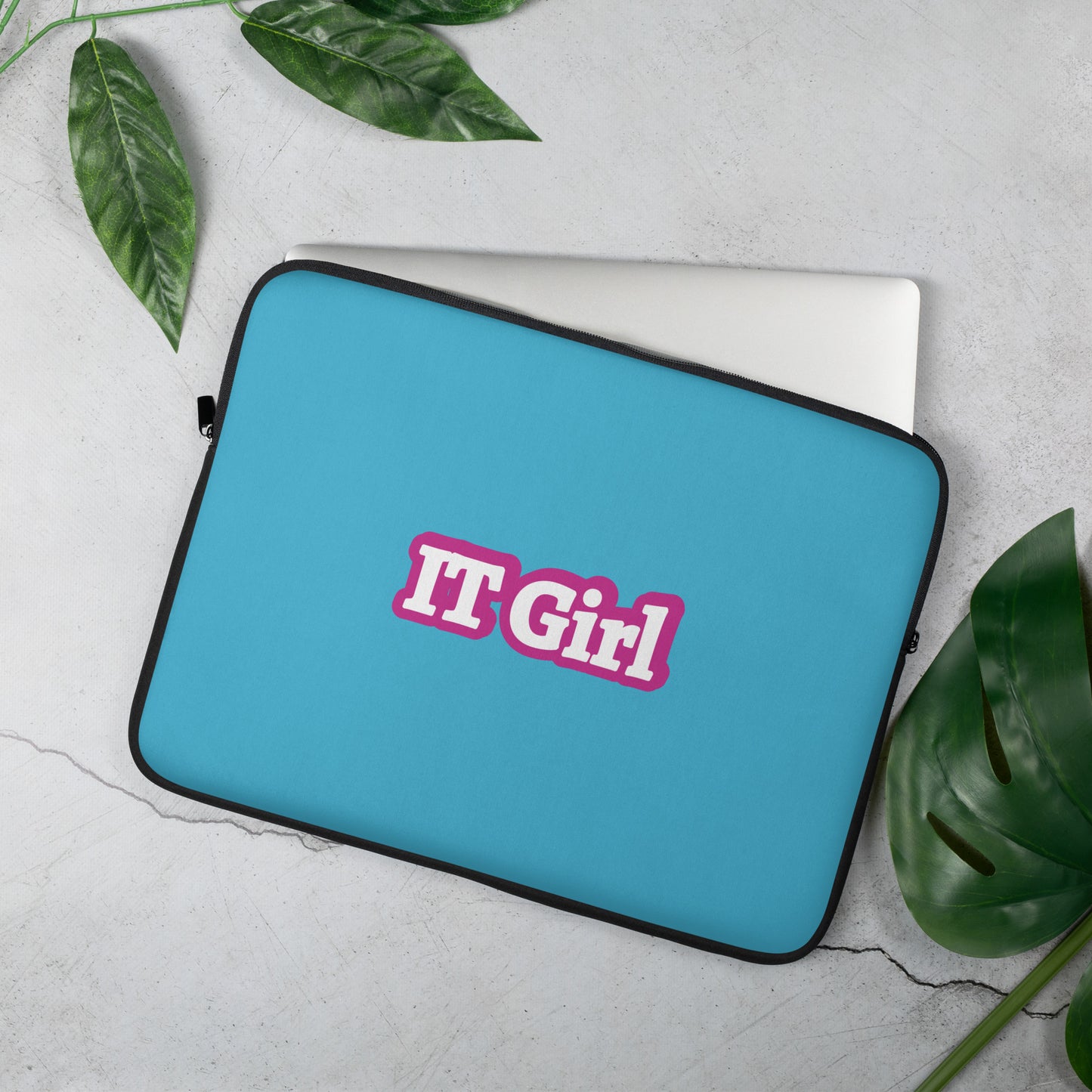 Blue Laptop or Tablet Sleeve that says "IT Girl"